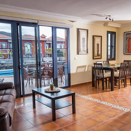 Vila Antonia - Oceanview Antonia With Private Swimming Pool In Costa Adeje *