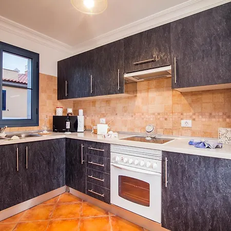 Vila Antonia - Oceanview Antonia With Private Swimming Pool In Costa Adeje